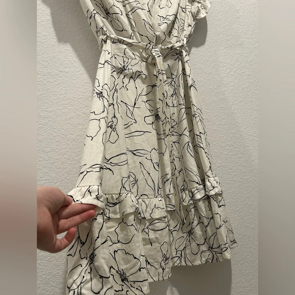 Anthropologie Monteau rayon Floral Print Ruffle babydoll mini wrap Dress - Picture 5 of 7